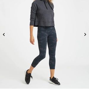 Look at Me Now Seamless Cropped Leggings